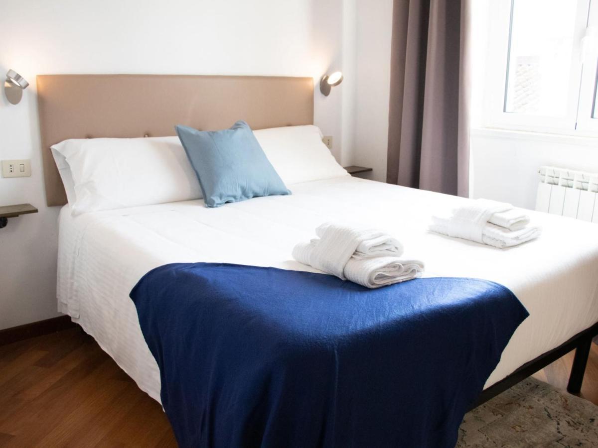 Apartment The Best Rent - Three-bedroom Close To Colosseo Rome
